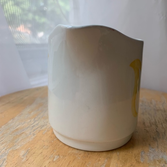 Vintage J&G Meakin tulip time ironstone creamer - Picture 5 of 5